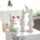Conjunto com 3 Coelhos Decorativos Brancos em Cerâmica – Enfeites Criativos para Sala, Quarto